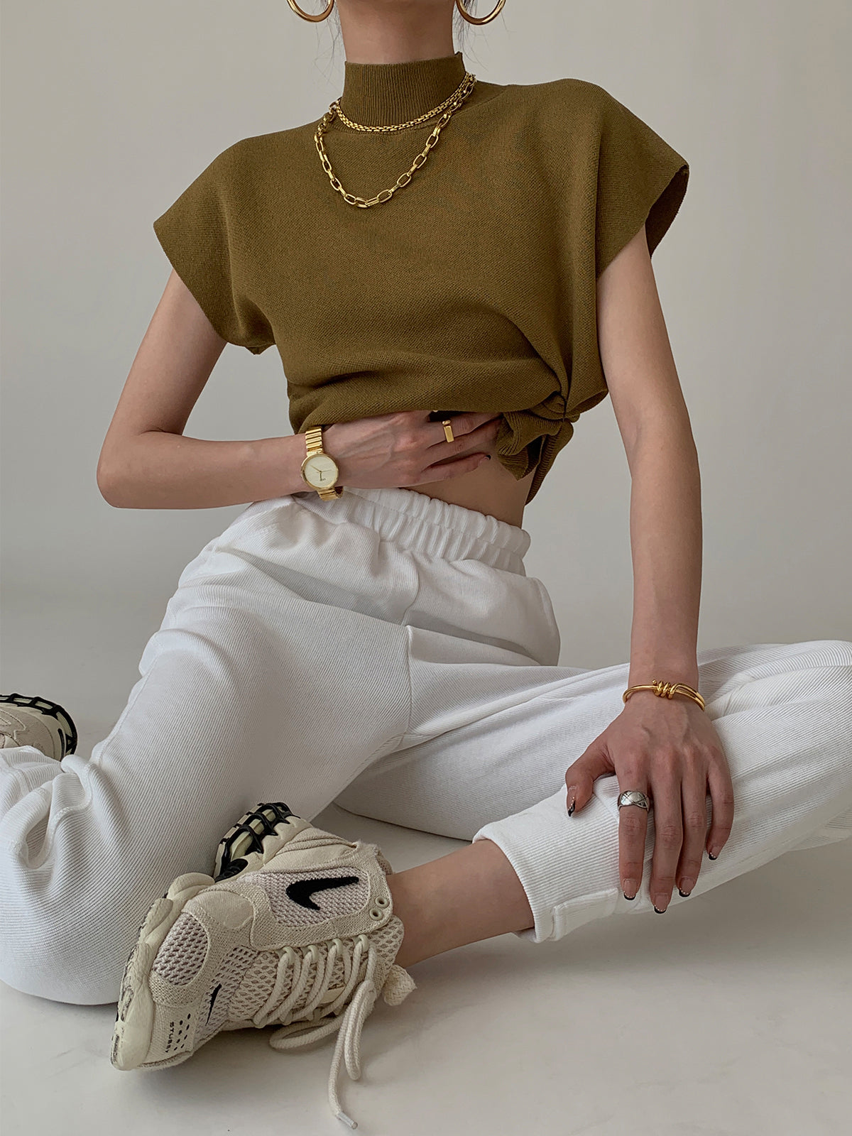 Women's Short-Sleeve Mock-Neck Casual Top