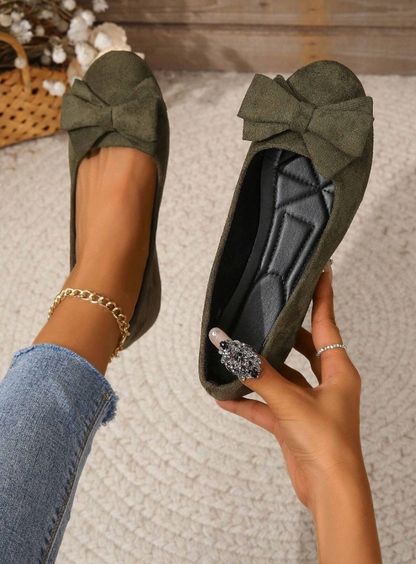 Women's Bow-Accent Slip-On Flat Shoes