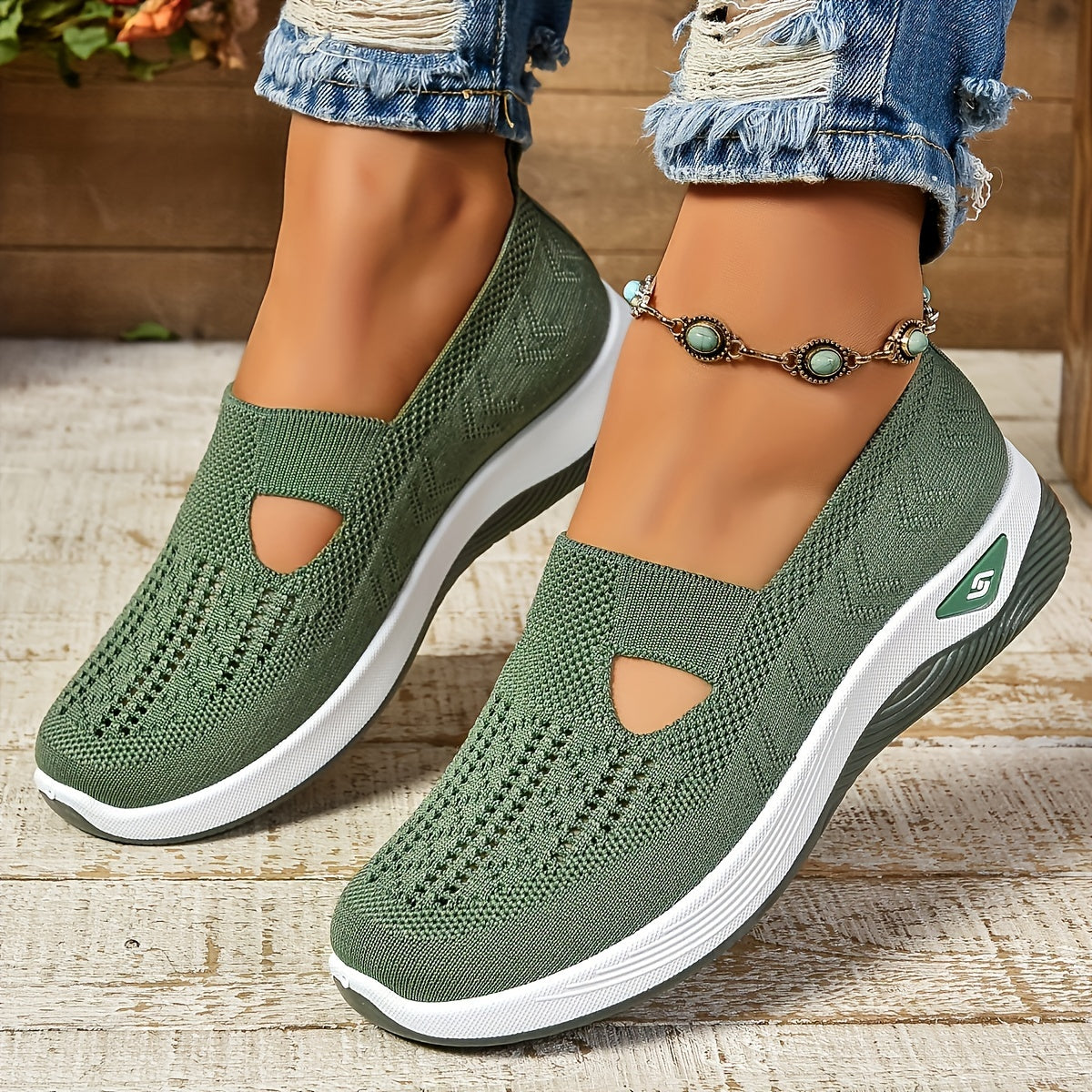 Orthopaedic Non-Slip Comfort Trainers with Removable Insole