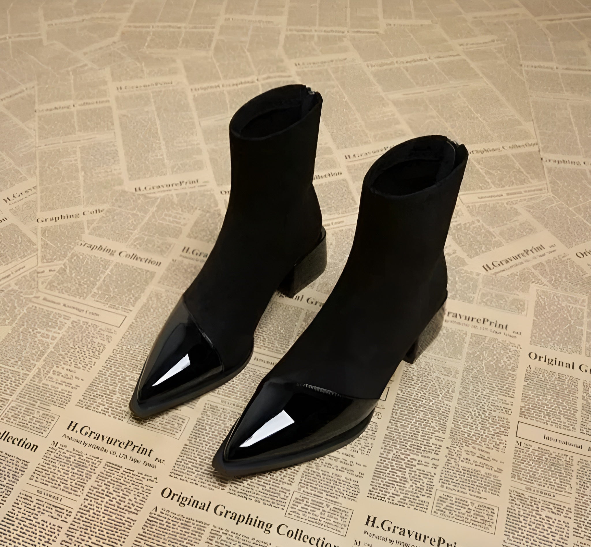 Black / AU 10
