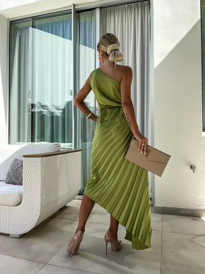 Women's Pleated One-Shoulder Maxi Dress