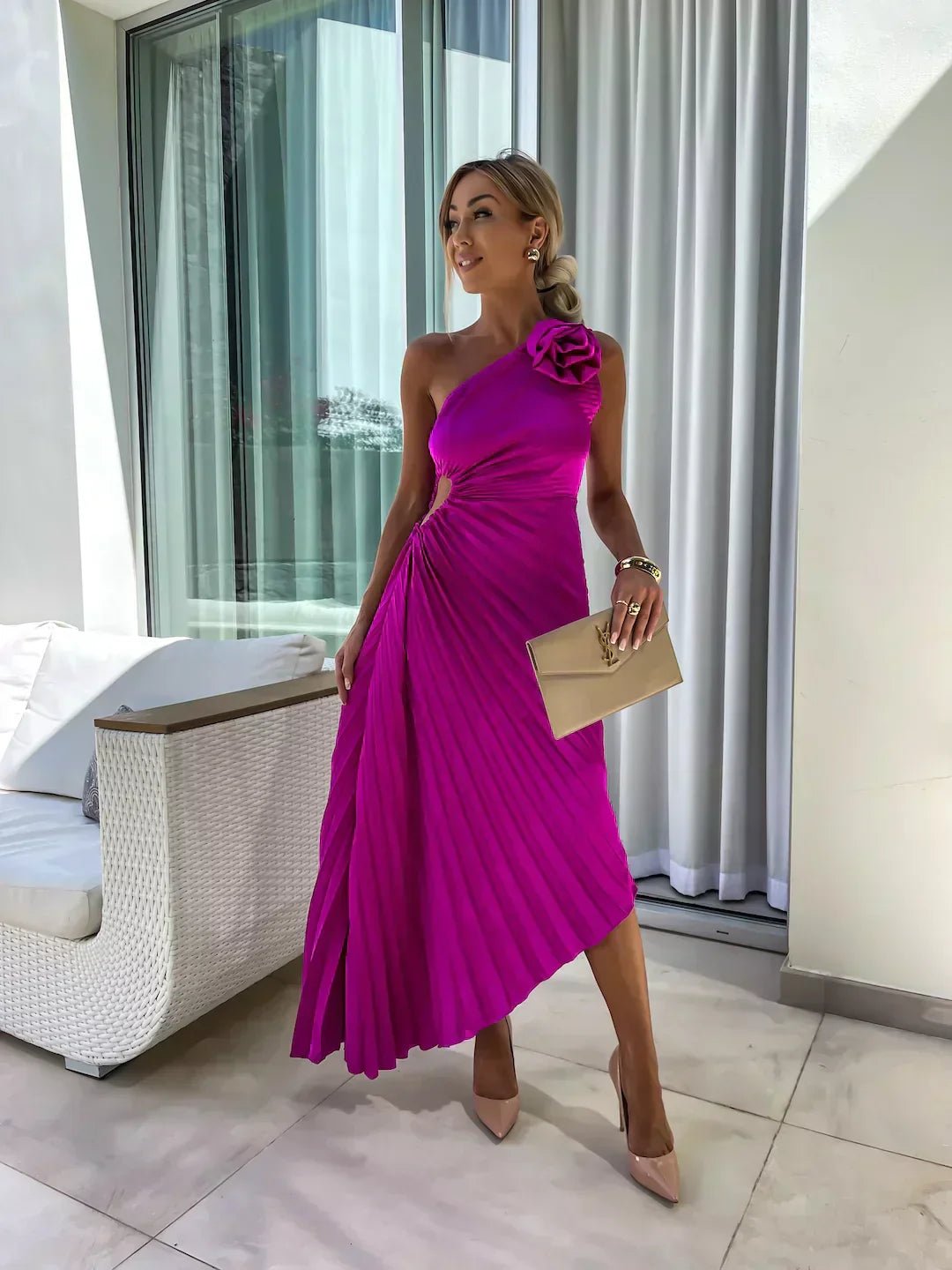 Women's Pleated One-Shoulder Maxi Dress
