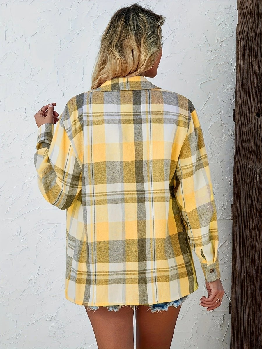 Women's Long Sleeve Plaid Flannel Cardigan Shirt in Oversized Cut