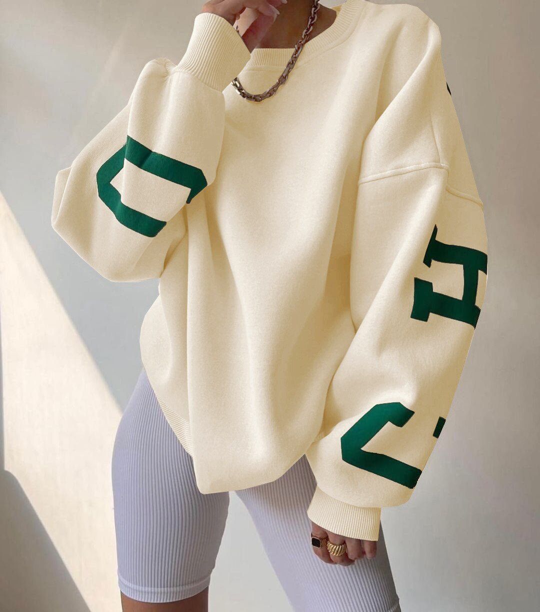 Oversized Fleece Varsity Graphic Crewneck Sweatshirt for Women