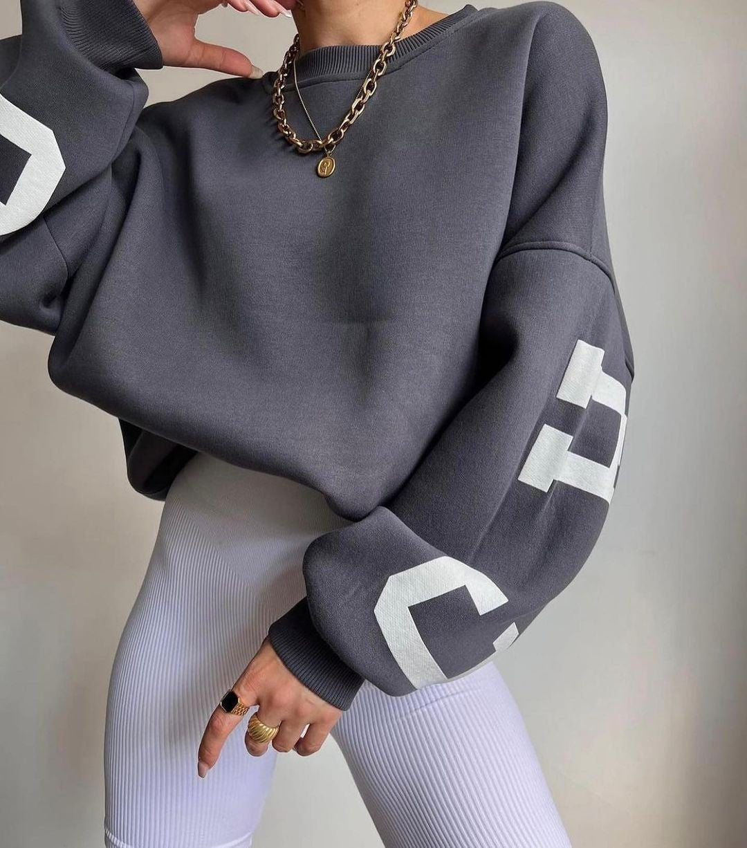 Oversized Fleece Varsity Graphic Crewneck Sweatshirt for Women