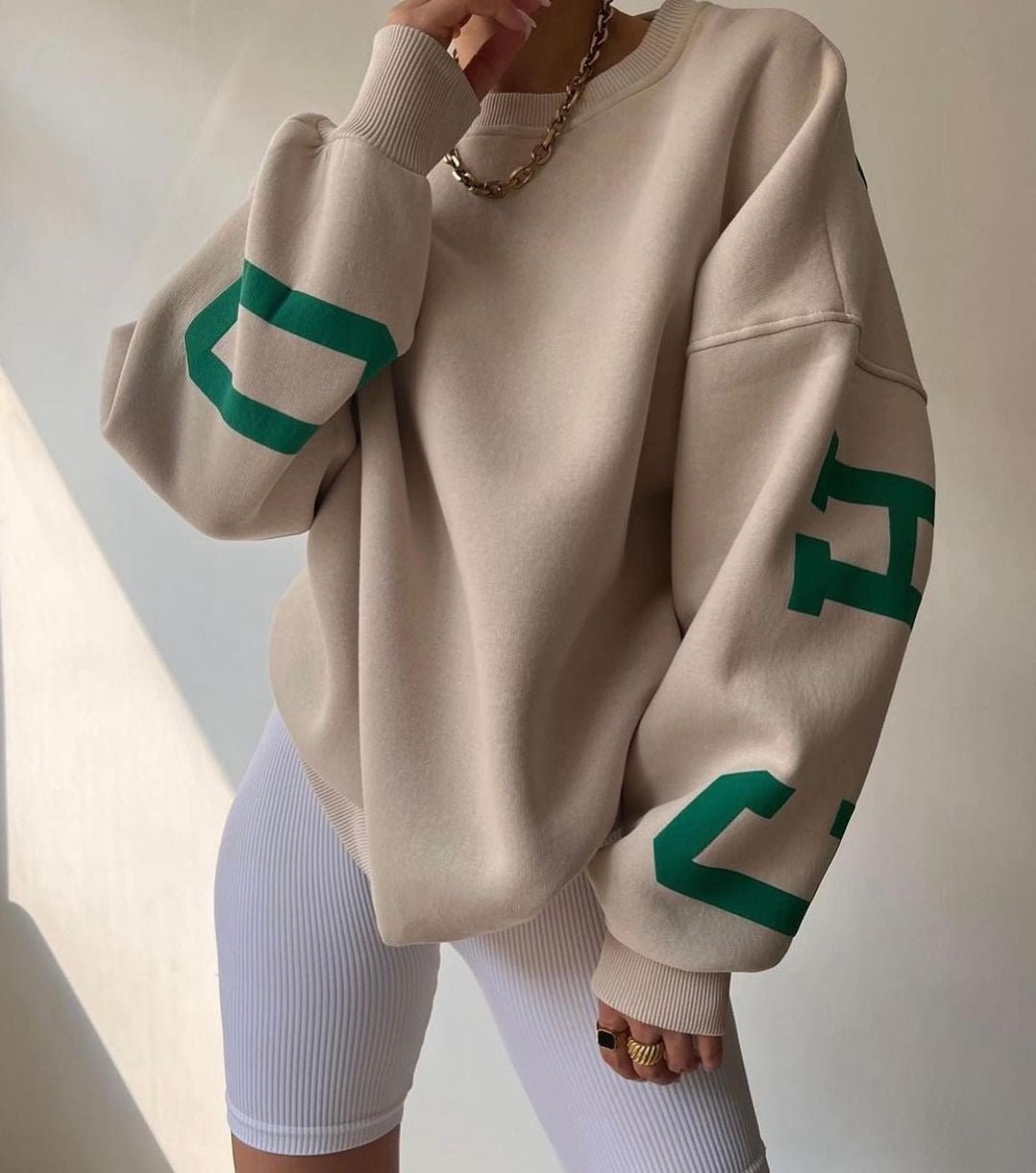 Oversized Fleece Varsity Graphic Crewneck Sweatshirt for Women