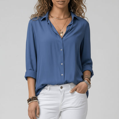 Women's Long-Sleeve Collared Button-Down Shirt in Relaxed Fit