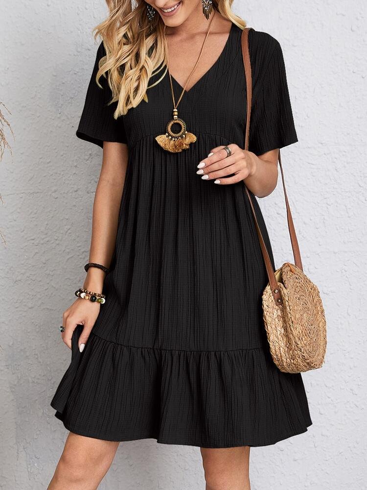 Women's Tiered Short Sleeve V-Neck Casual Swing Dress