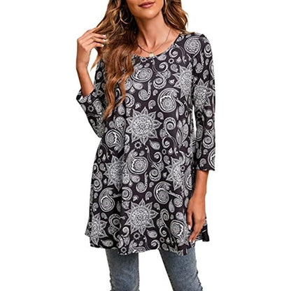 Women's 3/4 Sleeve Mandala Pattern Relaxed Tunic Top